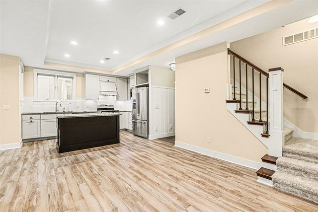 920 W Savidge Street 6, Spring Lake, MI 49456