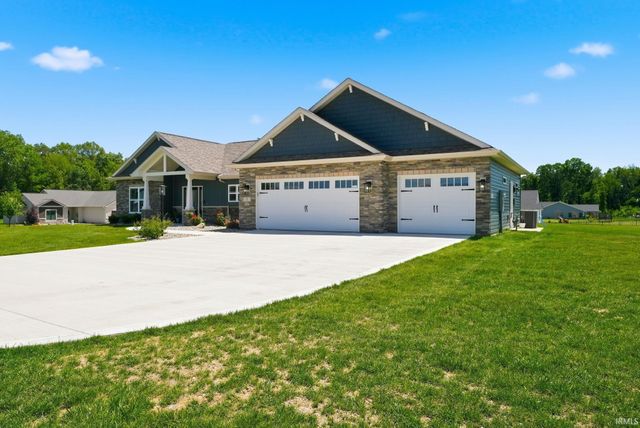 15 Kodak Lane, Angola, IN 46703