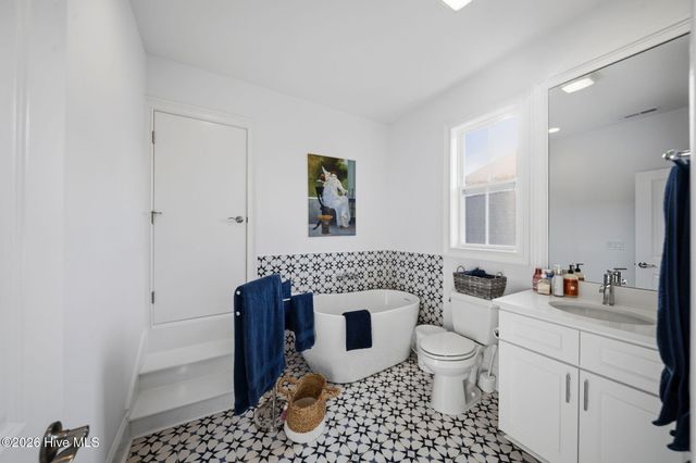 6240 Mirage Way, Wilmington, NC 28409