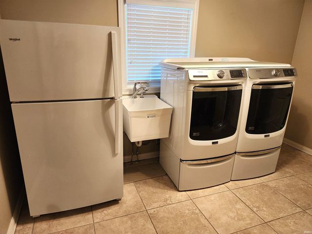 4404 Baldwin Court, Evansville, IN 47725