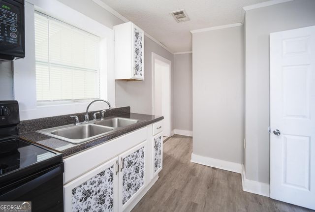 90 Martin Luther King Jr Drive, Winder, GA 30680