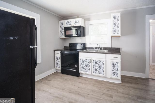 90 Martin Luther King Jr Drive, Winder, GA 30680