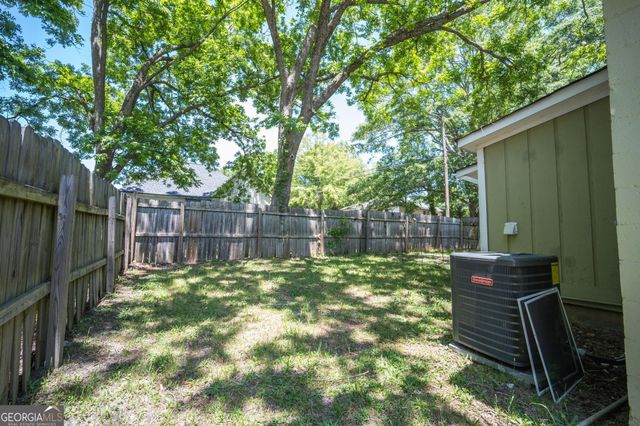 90 Martin Luther King Jr Drive, Winder, GA 30680