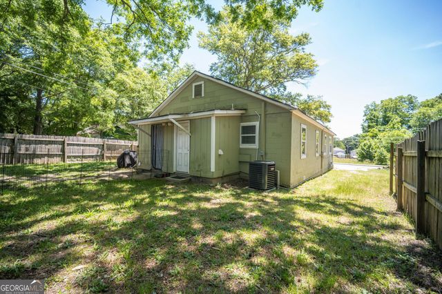 90 Martin Luther King Jr Drive, Winder, GA 30680