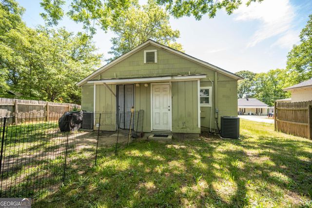 90 Martin Luther King Jr Drive, Winder, GA 30680