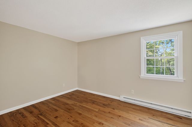 105 Burbank Road, Ellington, CT 06029