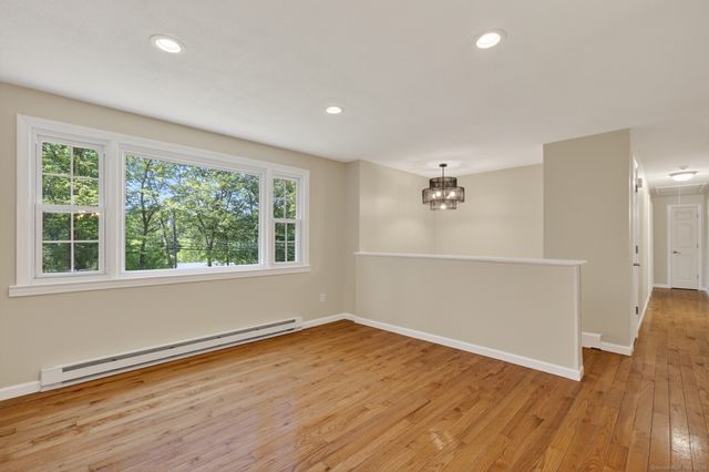 105 Burbank Road, Ellington, CT 06029