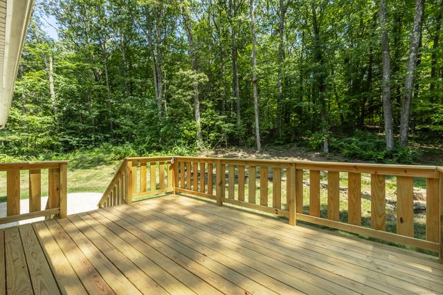 105 Burbank Road, Ellington, CT 06029