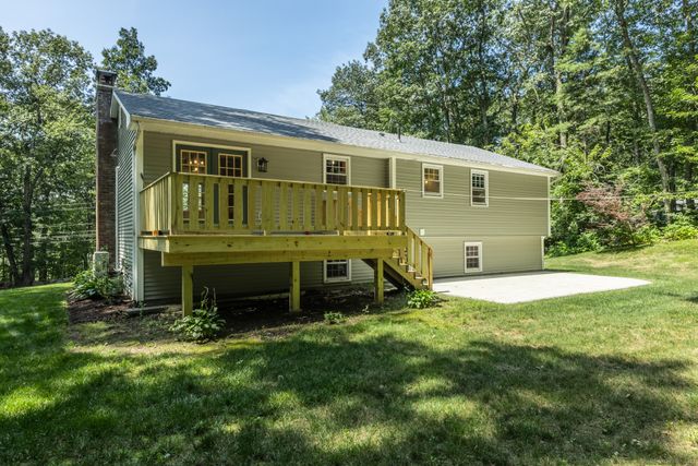 105 Burbank Road, Ellington, CT 06029