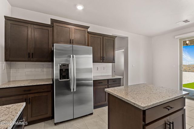 1060 Arabetto Road, Las Cruces, NM 88012