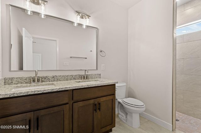 1060 Arabetto Road, Las Cruces, NM 88012