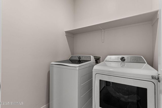 1060 Arabetto Road, Las Cruces, NM 88012