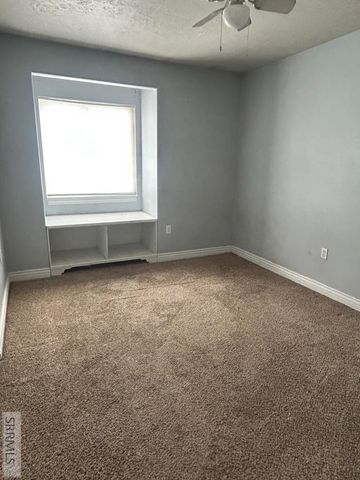 3171 Barnes Way, Iona, ID 83427