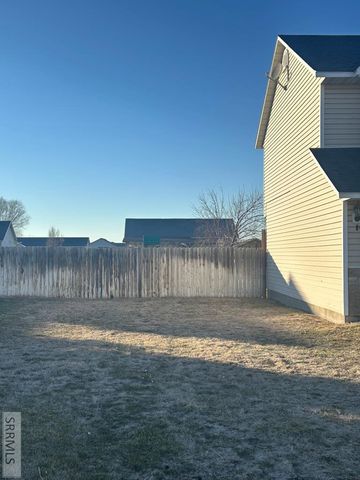 3171 Barnes Way, Iona, ID 83427