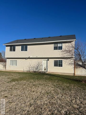 3171 Barnes Way, Iona, ID 83427