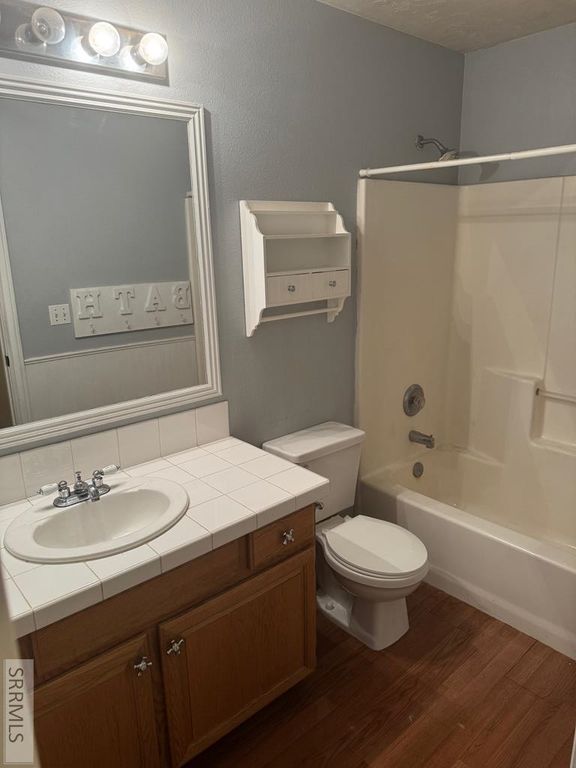 Image 6 of property listing at 3171 Barnes Way, Iona, ID 83427