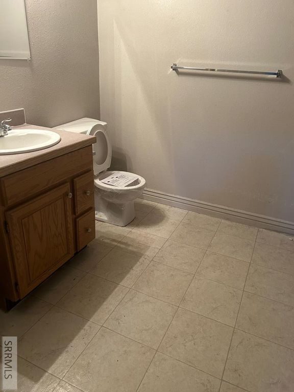 Image 7 of property listing at 3171 Barnes Way, Iona, ID 83427