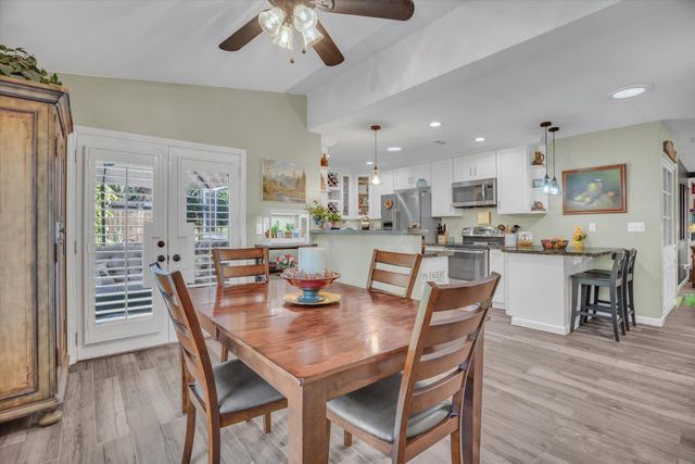 138 Roxie Ct, Ripon, CA 95366