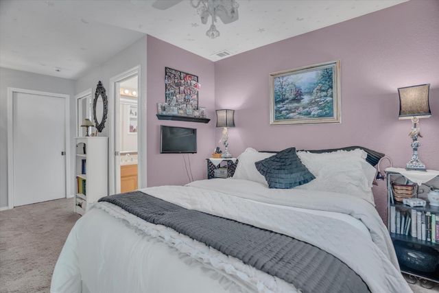 138 Roxie Ct, Ripon, CA 95366