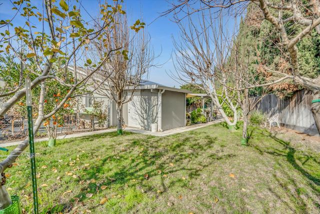 138 Roxie Ct, Ripon, CA 95366