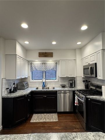 229 E Euclid, New Castle, PA 16105