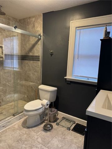 229 E Euclid, New Castle, PA 16105