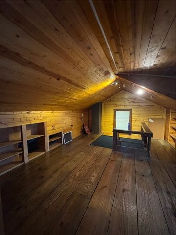 229 E Euclid, New Castle, PA 16105