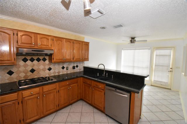 9007 Woodleigh Drive, Houston, TX 77083