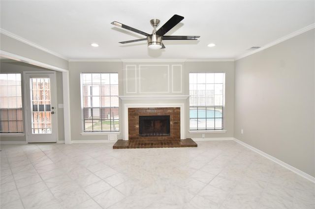 9007 Woodleigh Drive, Houston, TX 77083