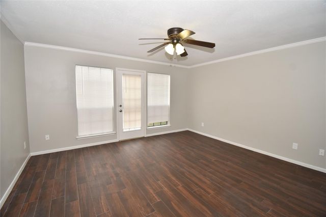9007 Woodleigh Drive, Houston, TX 77083