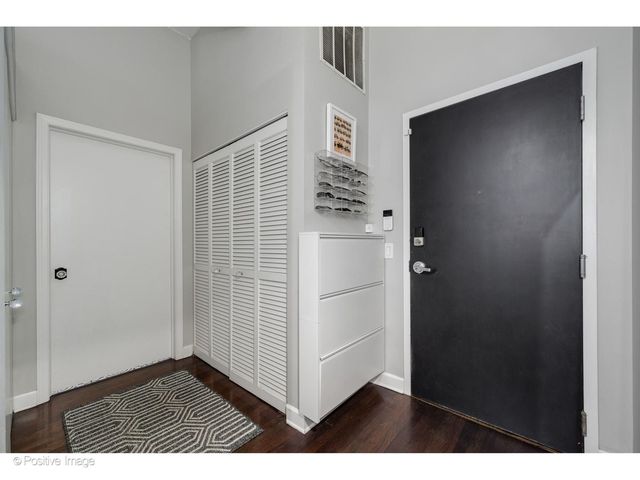 1301 W Madison Street 304, Chicago, IL 60607