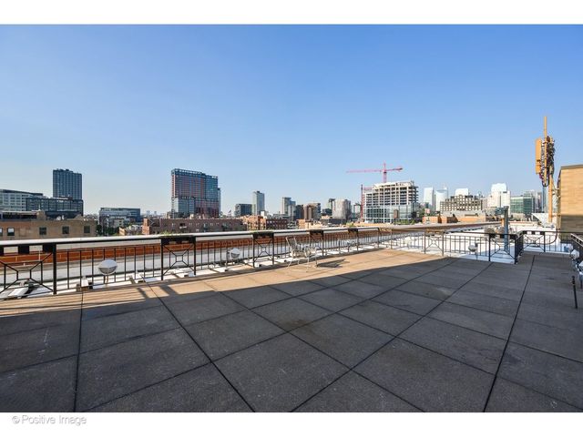 1301 W Madison Street 304, Chicago, IL 60607