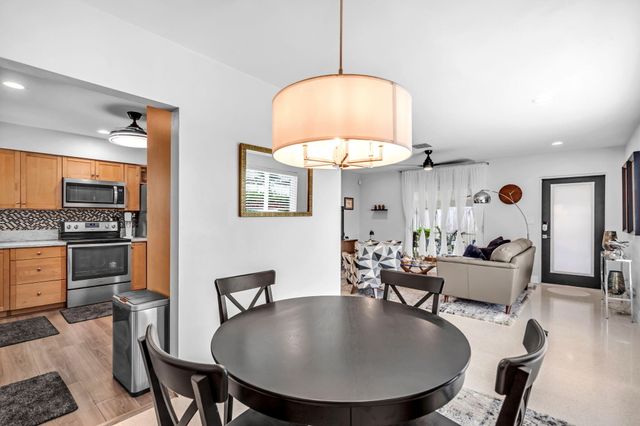 1608 NE 14th Terrace, Fort Lauderdale, FL 33305