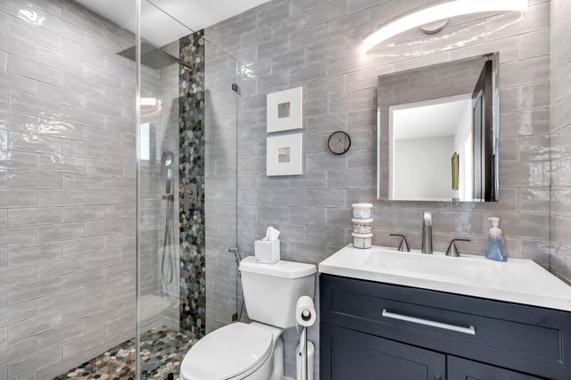 1608 NE 14th Terrace, Fort Lauderdale, FL 33305