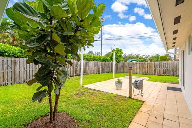 1608 NE 14th Terrace, Fort Lauderdale, FL 33305