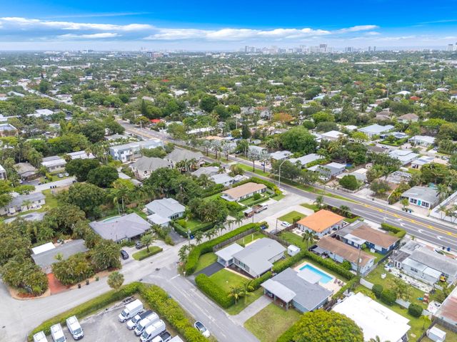 1608 NE 14th Terrace, Fort Lauderdale, FL 33305