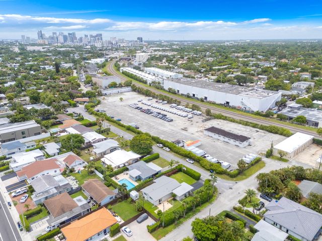 1608 NE 14th Terrace, Fort Lauderdale, FL 33305