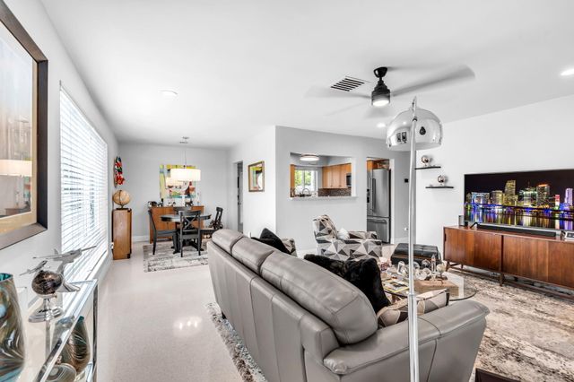 1608 NE 14th Terrace, Fort Lauderdale, FL 33305