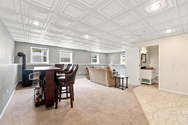 3885 COBBLESTONE COURT, Oshkosh, WI 54901