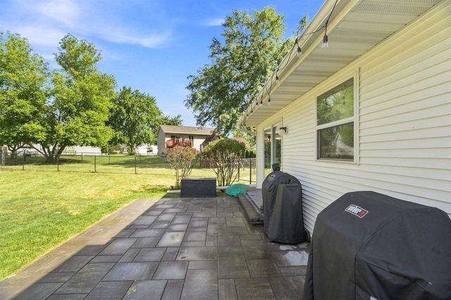 3885 COBBLESTONE COURT, Oshkosh, WI 54901
