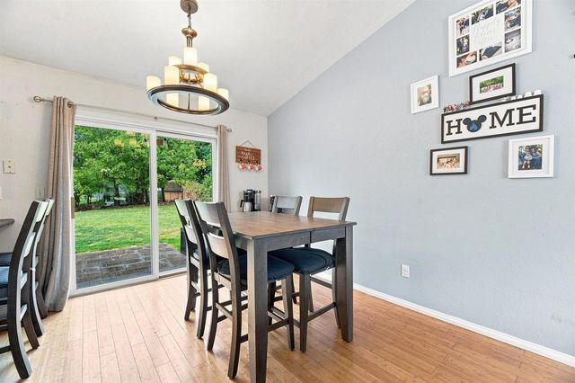 3885 COBBLESTONE COURT, Oshkosh, WI 54901
