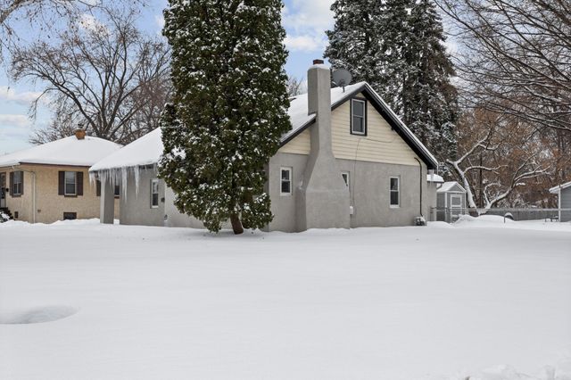 5757 Orchard Avenue N, Crystal, MN 55429