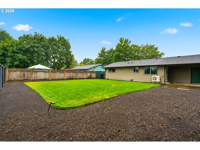 4888 13TH Ave, Keizer, OR 97303