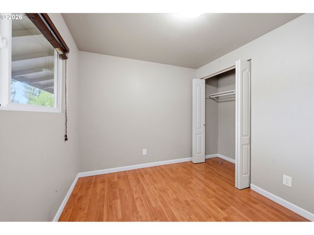 4888 13TH Ave, Keizer, OR 97303