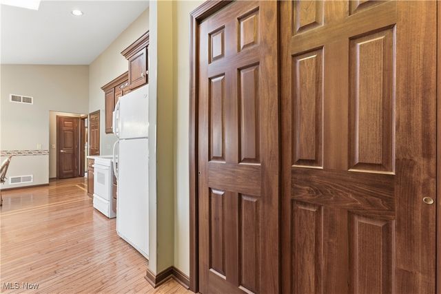 107 E Broad Street, Louisville, OH 44641