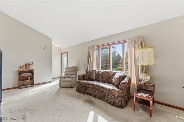 107 E Broad Street, Louisville, OH 44641