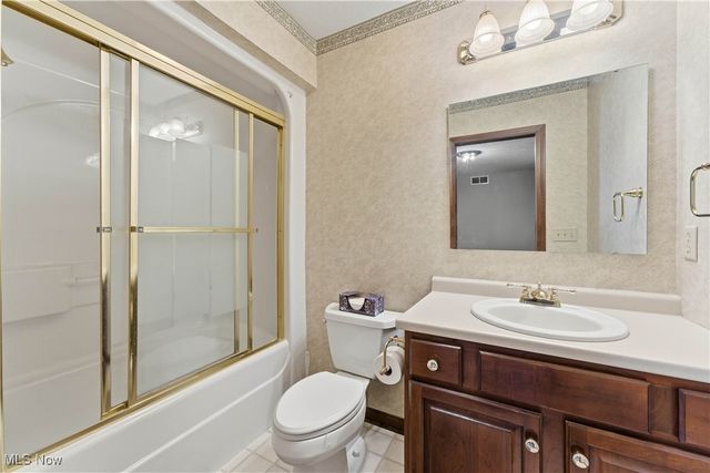 107 E Broad Street, Louisville, OH 44641