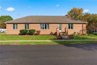 107 E Broad Street, Louisville, OH 44641