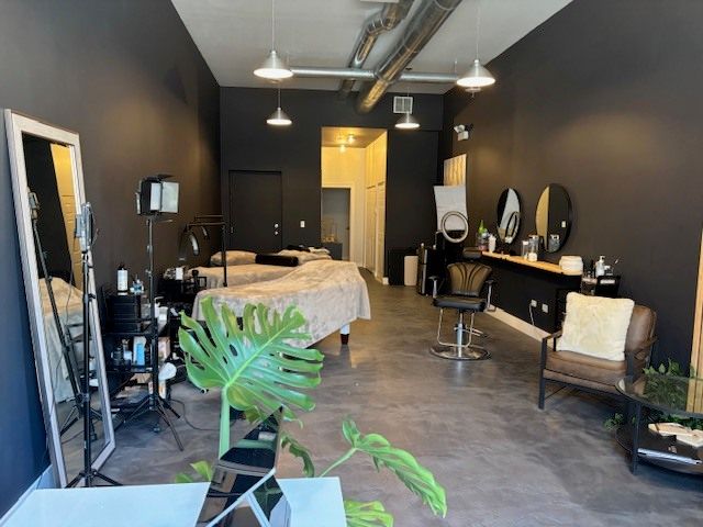 2936 N Lincoln Avenue, Chicago, IL 60657
