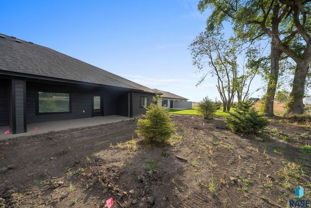 634 Harter Dr Drive, Madison, SD 57042